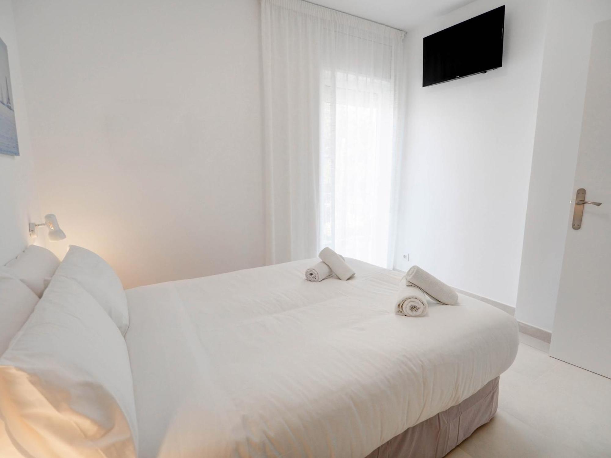 Sitges With Pool Near Beach By Hello Homes Sitges Exterior foto